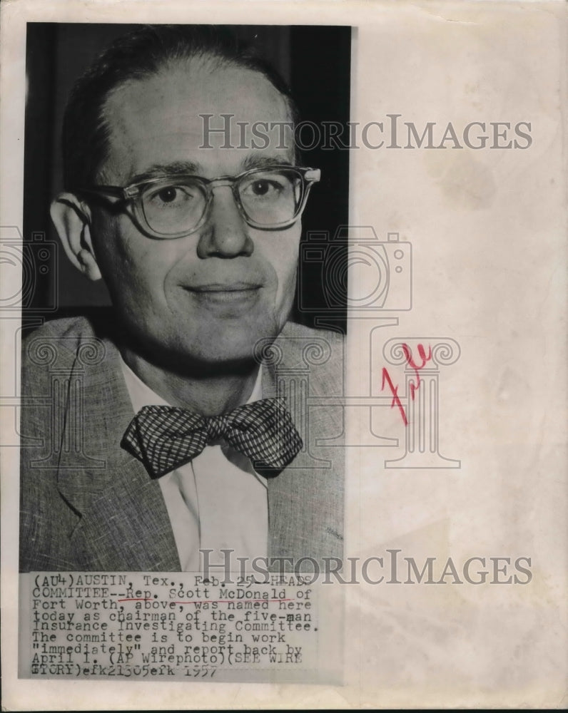 1957 Press Photo Scott McDonald, head of the Insurance Investigating Committee