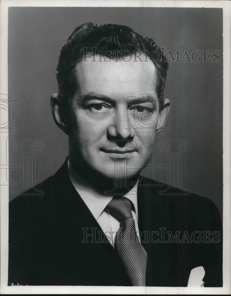 Press Photo Sylvester L. Weaver, President of NBC - sba07814