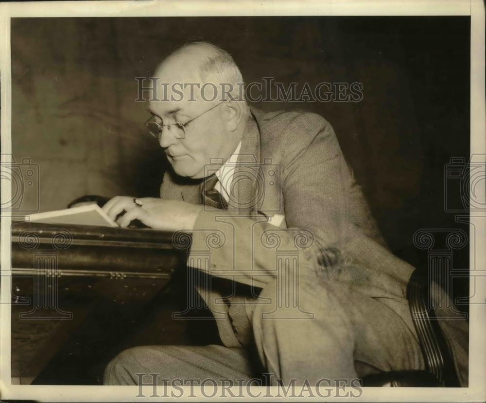 1938 Press Photo Senator James P Pope of IdahoMaking Notes During Ag Hearing