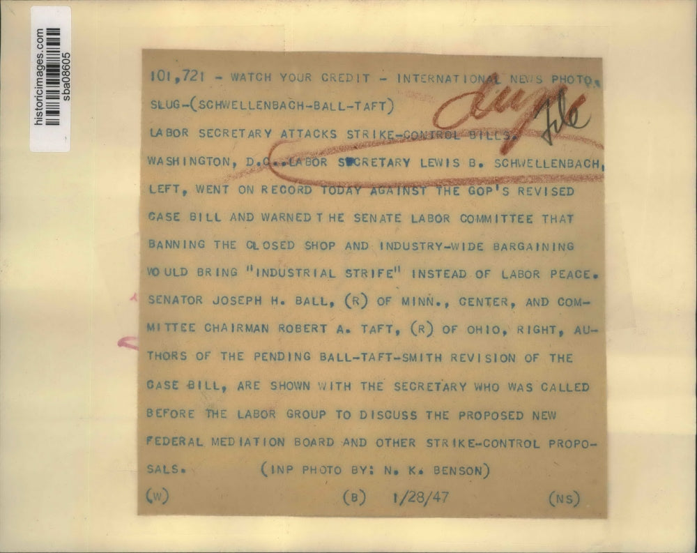 1947 Press Photo Lewsi Schwellenbach with the authors of Strike Control Proposal