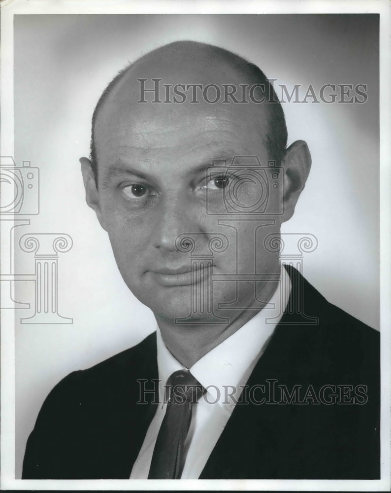 1969 Press Photo A portrait of Dr. William T. Kniker - sba09103- Historic Images