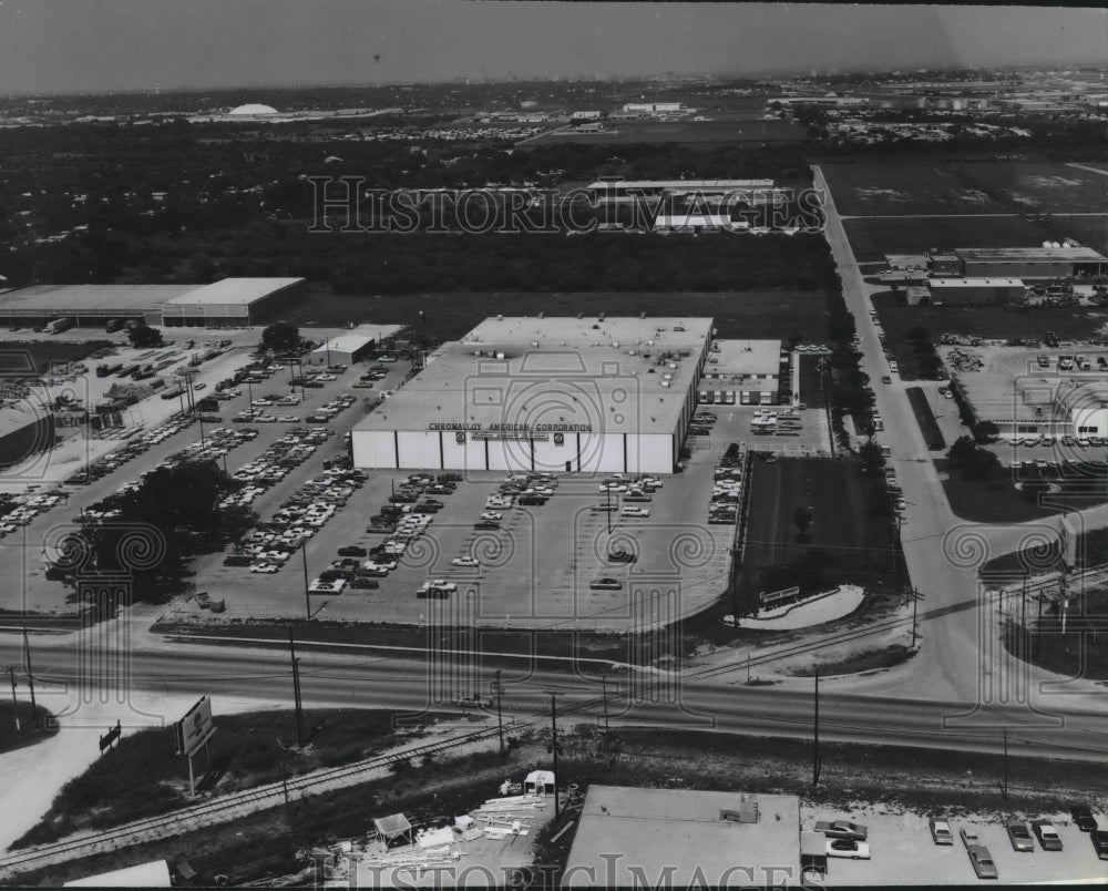 Press Photo Turbine support buildings of a Texas industrial firm - sba09312