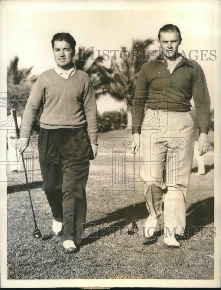 1937 Press Photo Frank Allan and Charles Whitehead compete in golf tournament