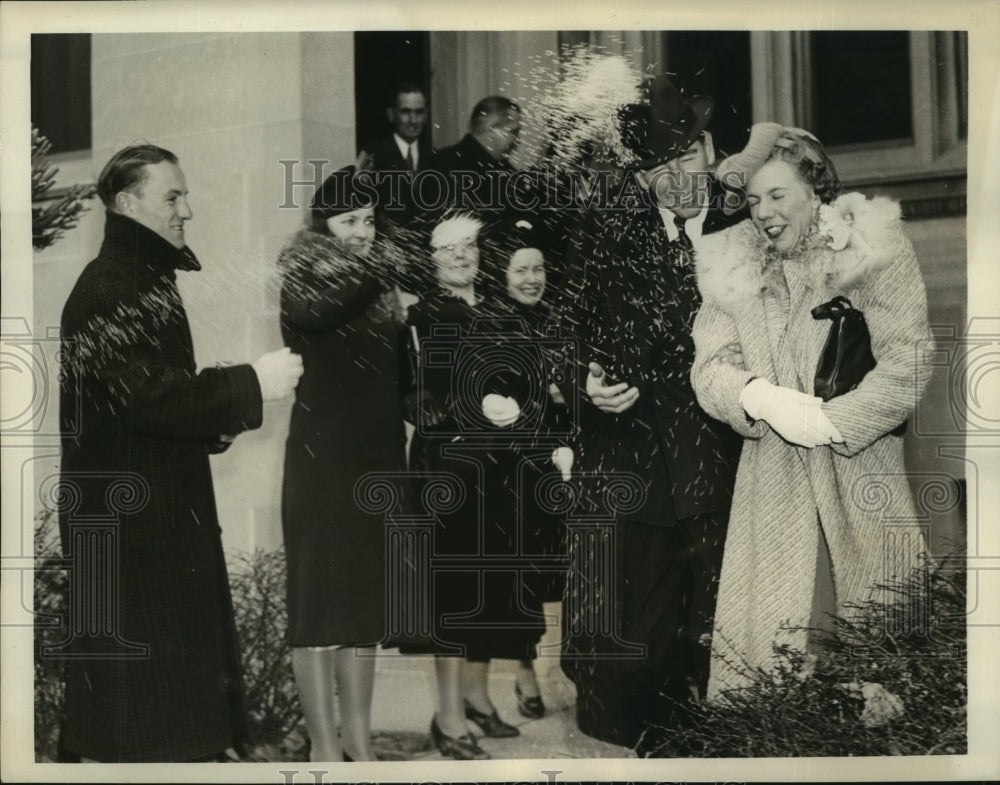1939 Press Photo Johnny Hudson, Dodgers' baseman and bride Vera Ryan - sba10269