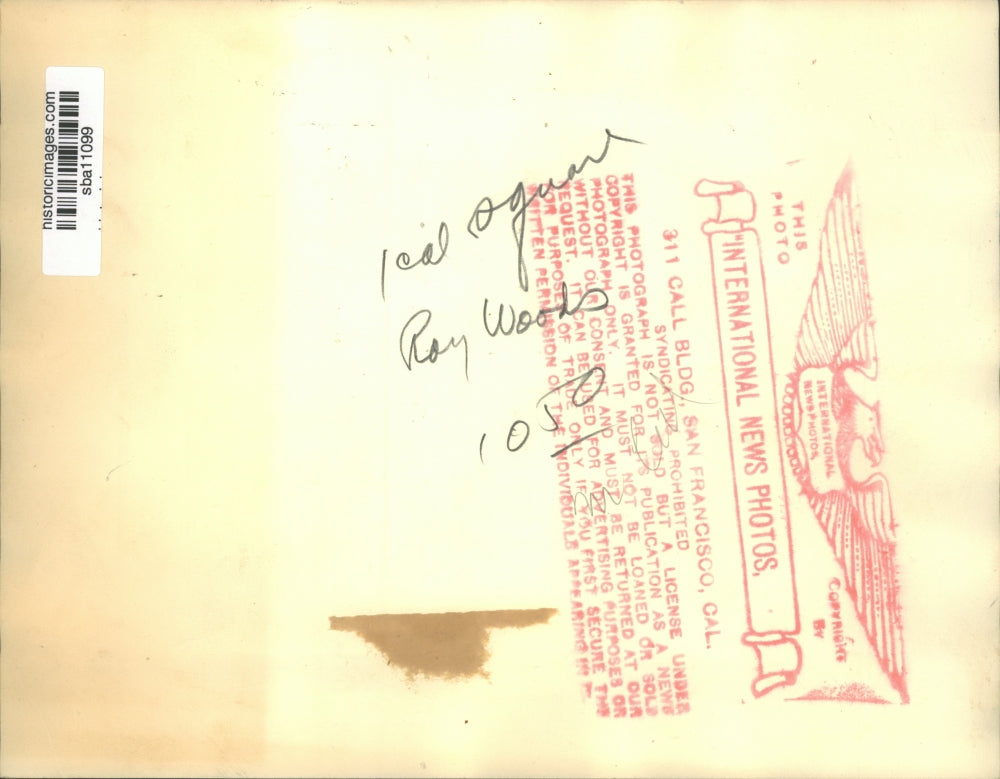 Press Photo Roy Woods with his family - sba11099