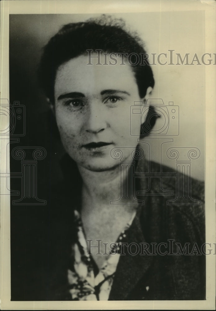 1937 Press Photo Charlotte Moskowitz leads the fight for the Labor School