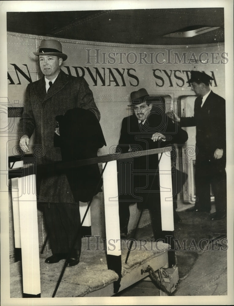1940 Press Photo Ambassador William Bullitt arrives at Baltimore on a clipper