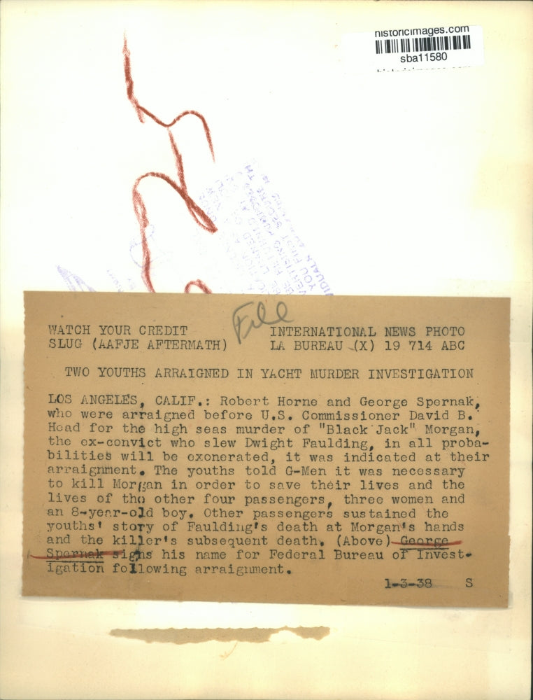 1938 Press Photo George Sperken Signs FBI paperowrk following arraignment