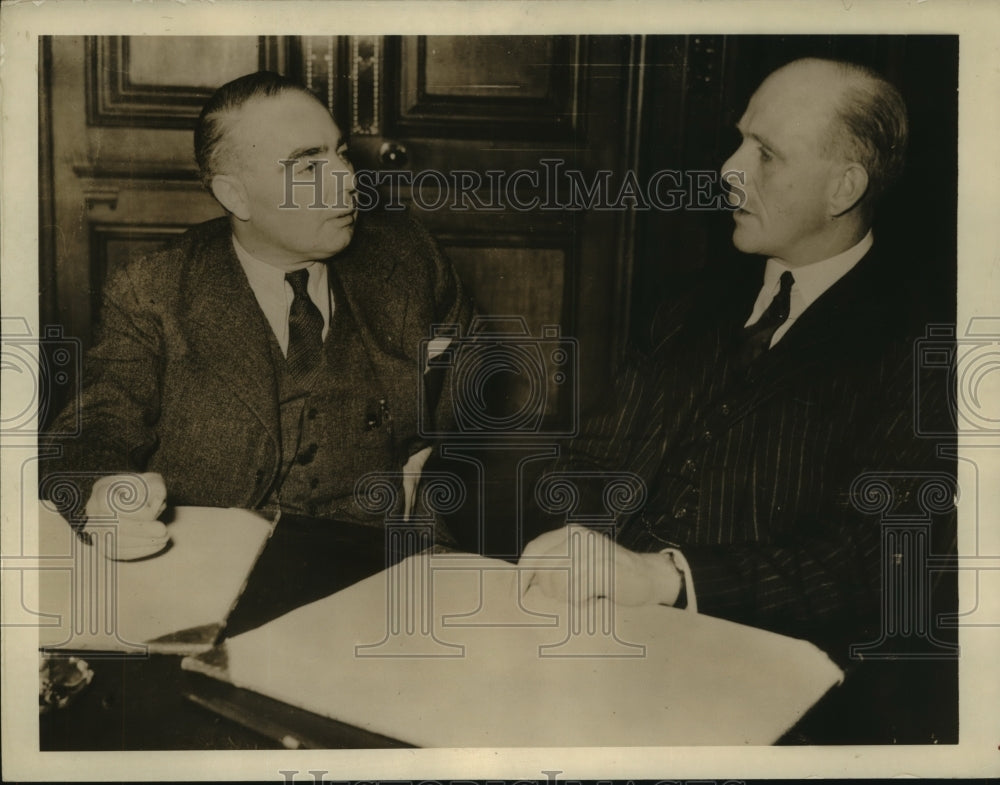 1937 Press Photo Hore Belisha, British War head confers with General Gort