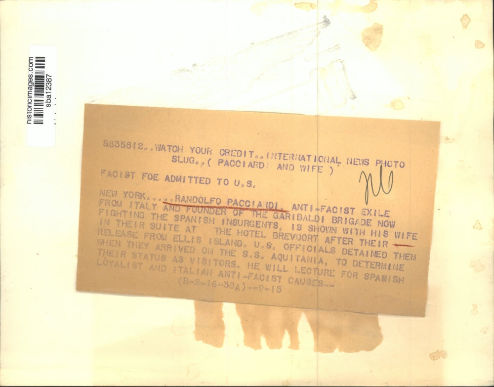 1938 Press Photo Randolfo Pacciardi anti fascist exile of Italy & wife in NYC