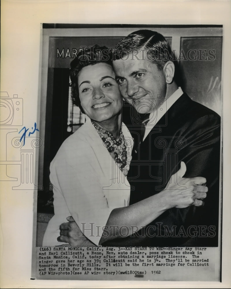 1962 Press Photo Kay Starr and Earl Callicutt obtain marriage license