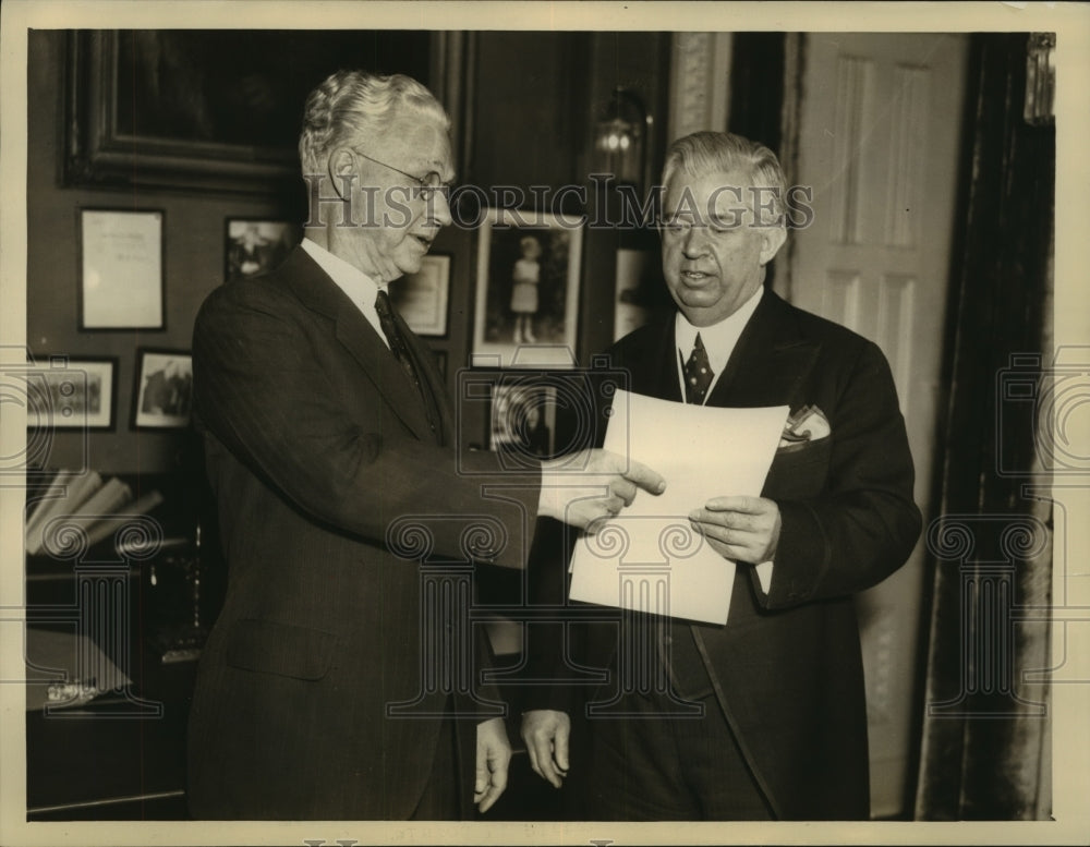 1936 Press Photo Halsted L. Ritter, Chelsey W. Jurney conferring before trial