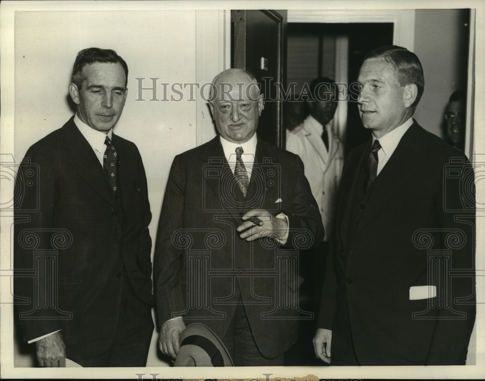 1937 Press Photo The 3 steel Executives leaving the meeting held at Cleveland- Historic Images