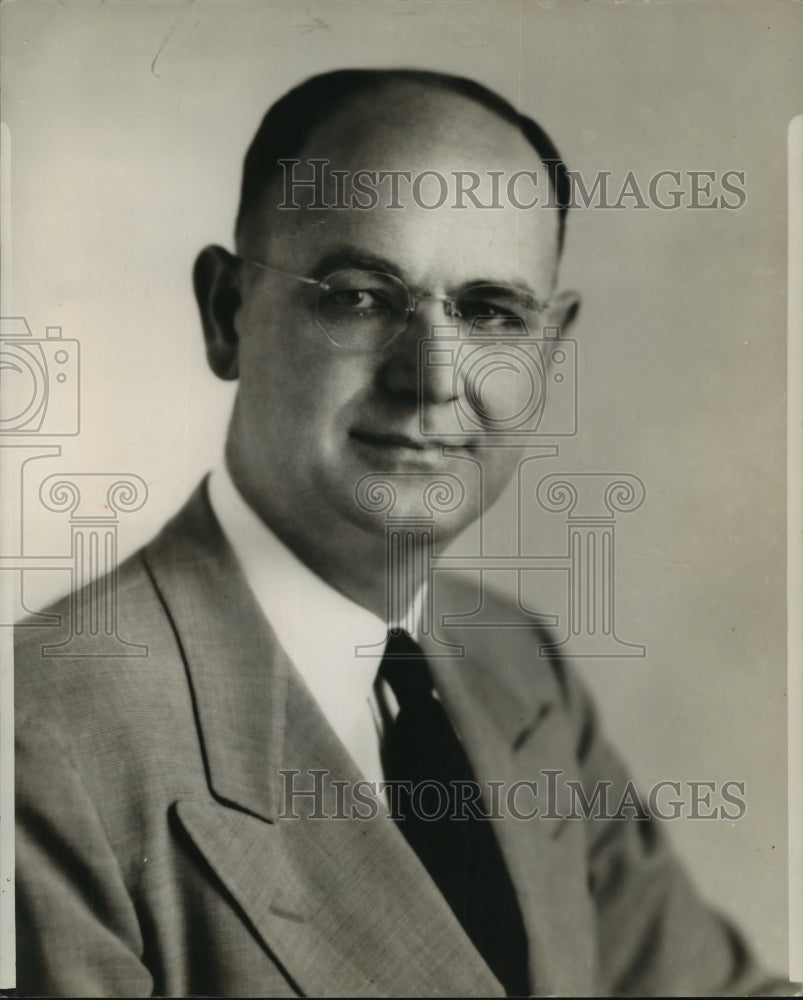 1941 Press Photo LJ Whetsell of the Texas Company - sba14946- Historic Images