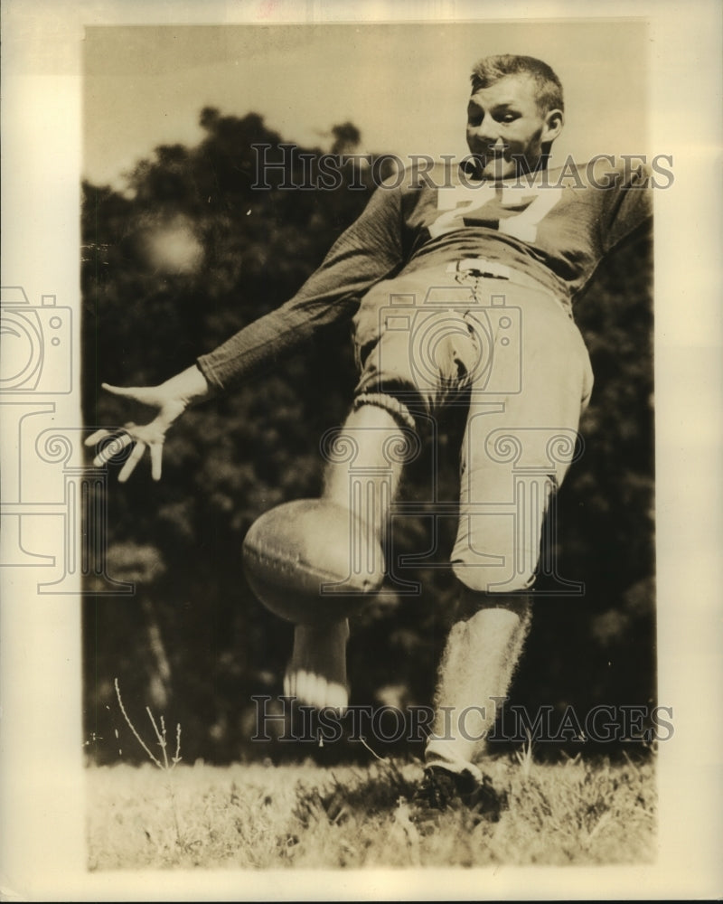 Press Photo Fred Hall kicks the football - sba15062- Historic Images