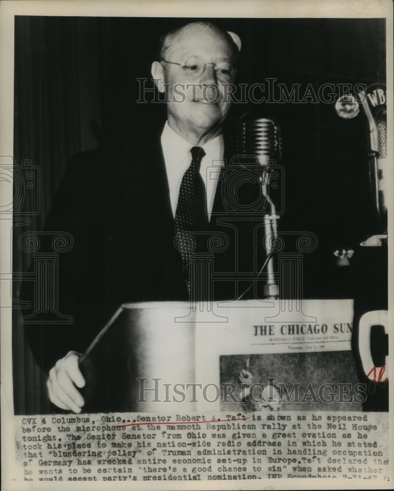 1947 Press Photo Senator Robert Taft at the mammoth Republican Rally - sba15187