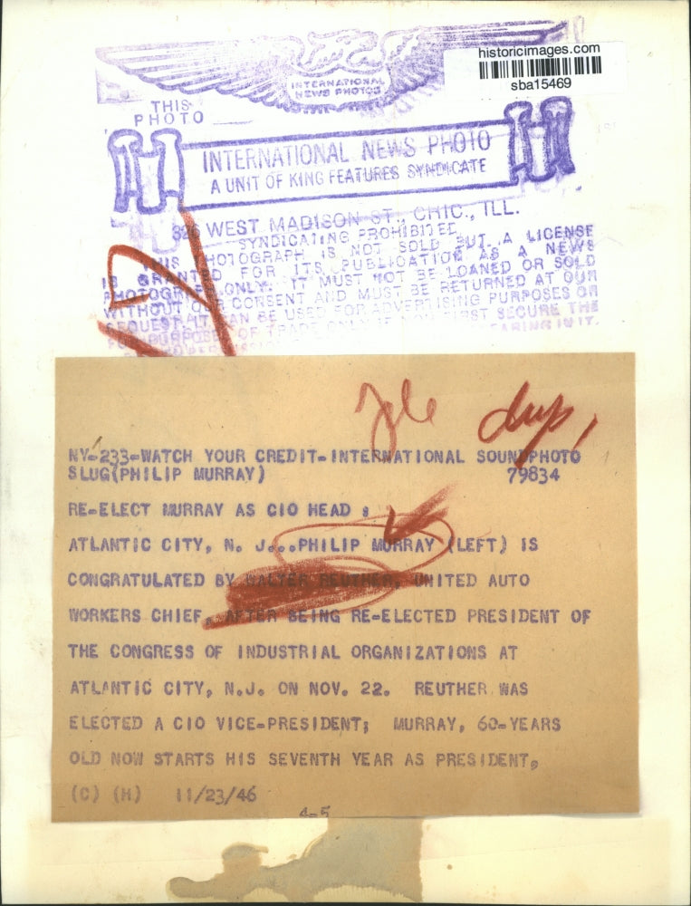 1946 Press Photo Philip Murray congratulated as CIO President by Walter Reuther