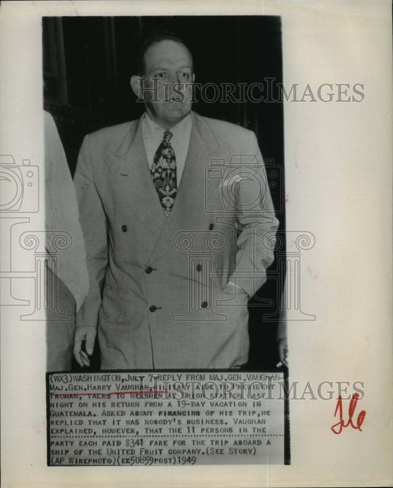 1949 Press Photo Maj. Gen. Harry Vaughan Aide to President Harry Truman
