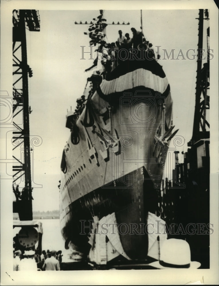 1940 Press Photo The Destroyer "Grayson" Is Launched in Charleston SC Navy Yard- Historic Images