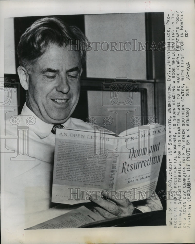 1948 Press Photo Henry Wallace presidential nominee reads a book - sba18210