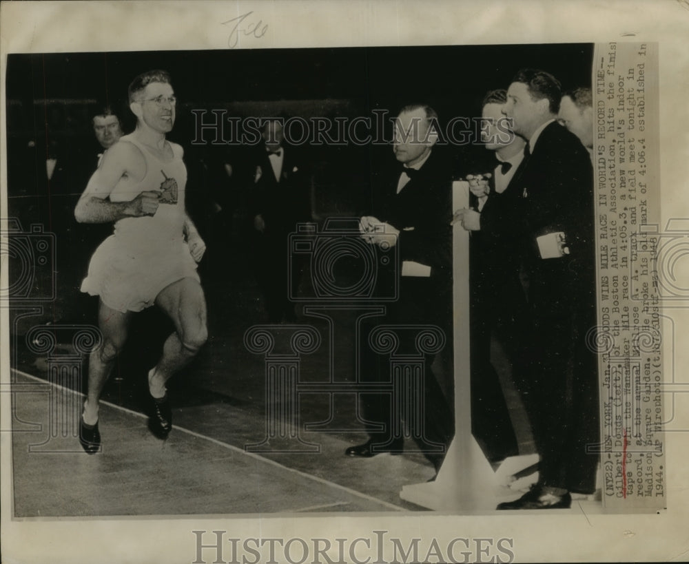 1948 Press Photo Gilbert Dodds winner at the Annual Milose A.A. Track Meet- Historic Images