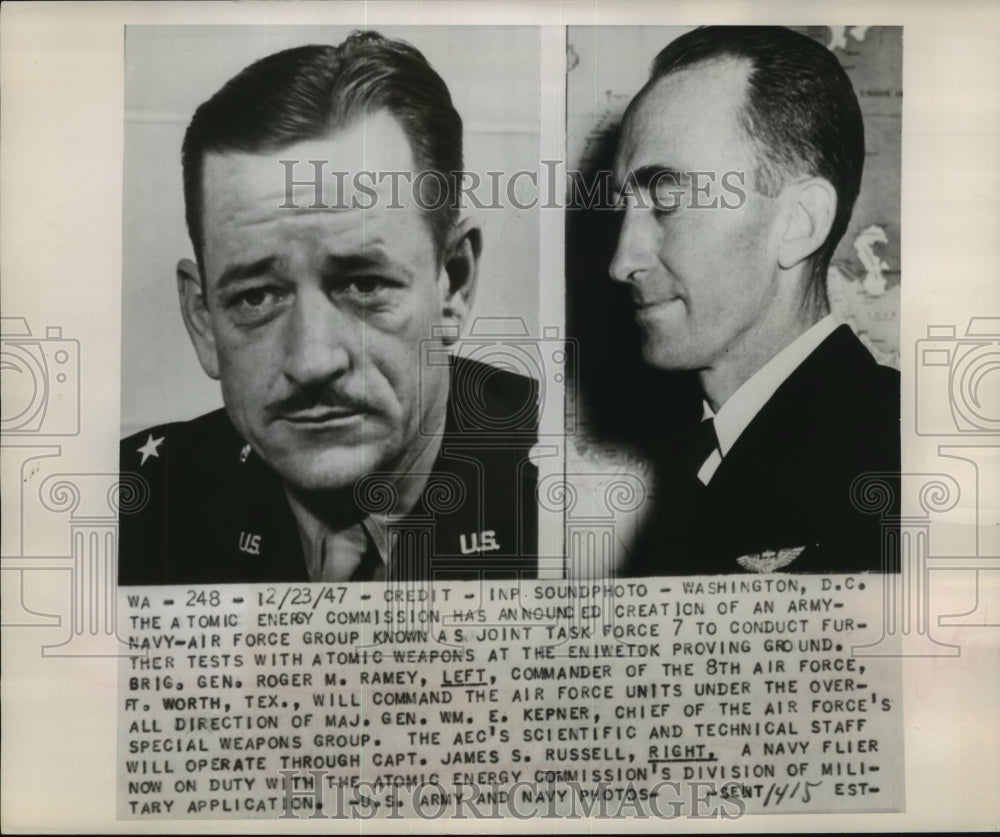 1947 Press Photo Brig Ge Roger MRamey & Capt James S Russell - sba18581