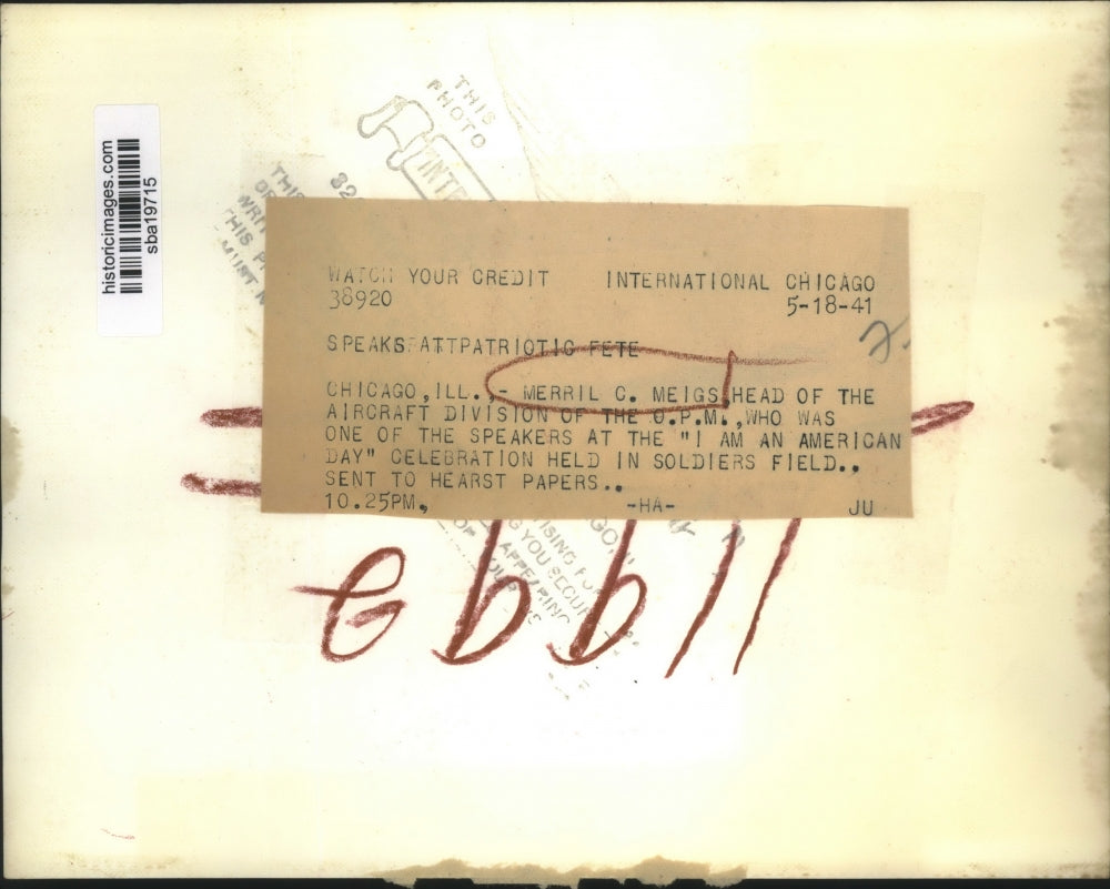 1941 Press Photo Merril C. Meigs speaks at " I am an American Day" celebration