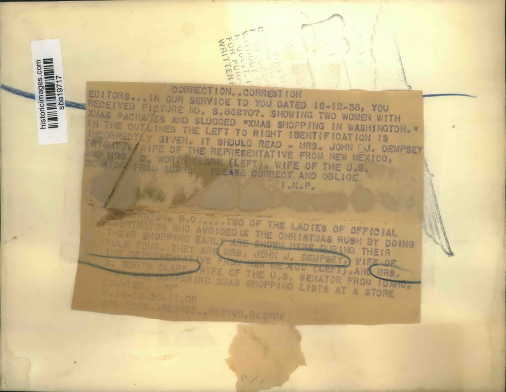 1938 Press Photo Wives of American officials make early Christmas shopping