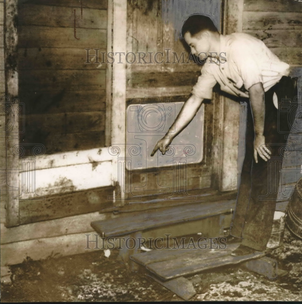 1938 Press Photo Doorstep of home where kidnap ransom note found - sba19825