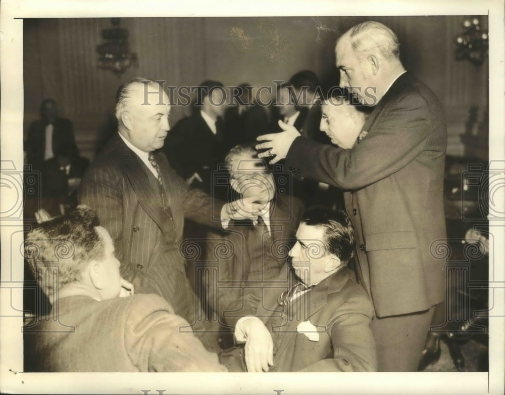 1939 Press Photo Shows N.L.R.B. Investigating Committee During Executive Session