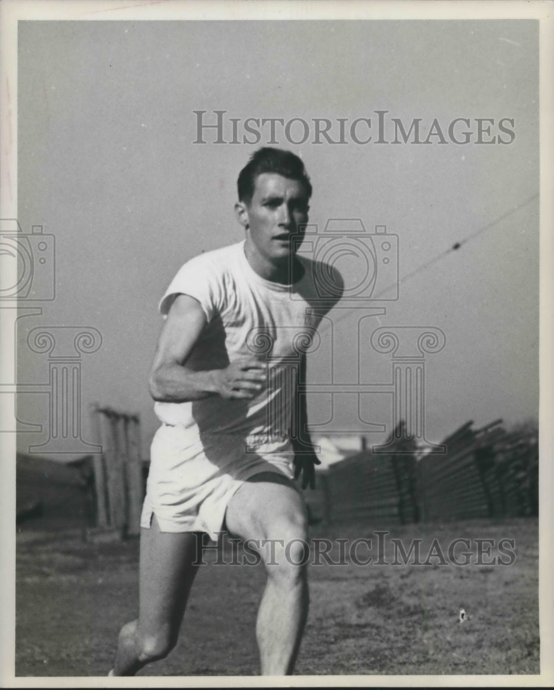 1947 Press Photo Norman Stocks, BAMC Flash - sba20647- Historic Images