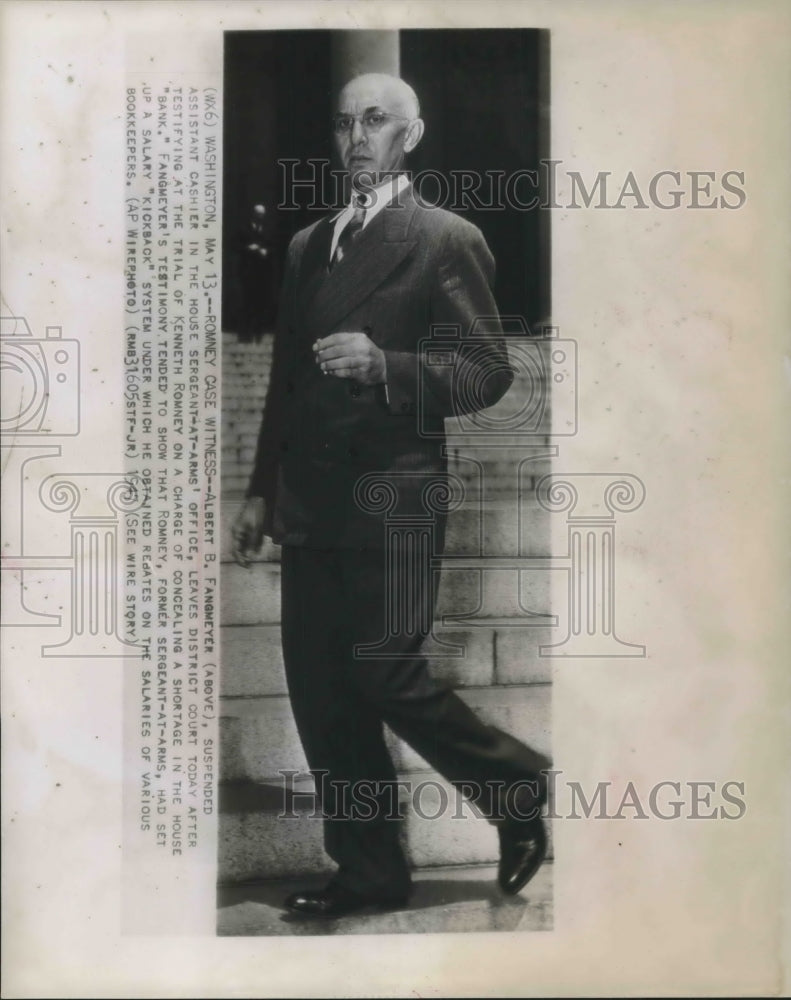 1947 Press Photo Albert Fangmeyer testifies at the trial of Kenneth Romney
