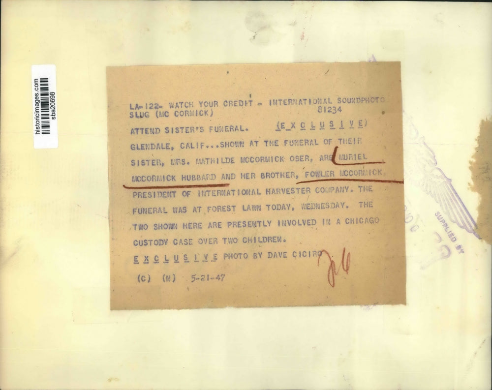 1947 Press Photo Muriel McCormick Hubbard, Fowler McCormick at sister's funeral