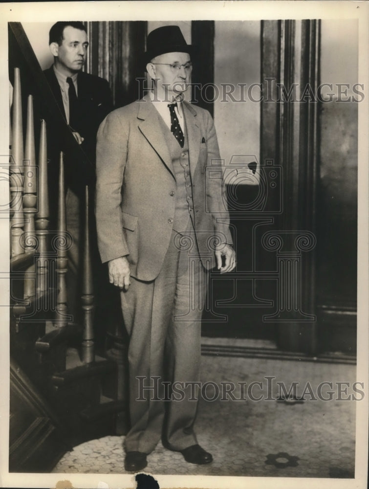 1937 Press Photo Dr. H.E. Martin accused of Fatal Shooting of his Wife's Parents