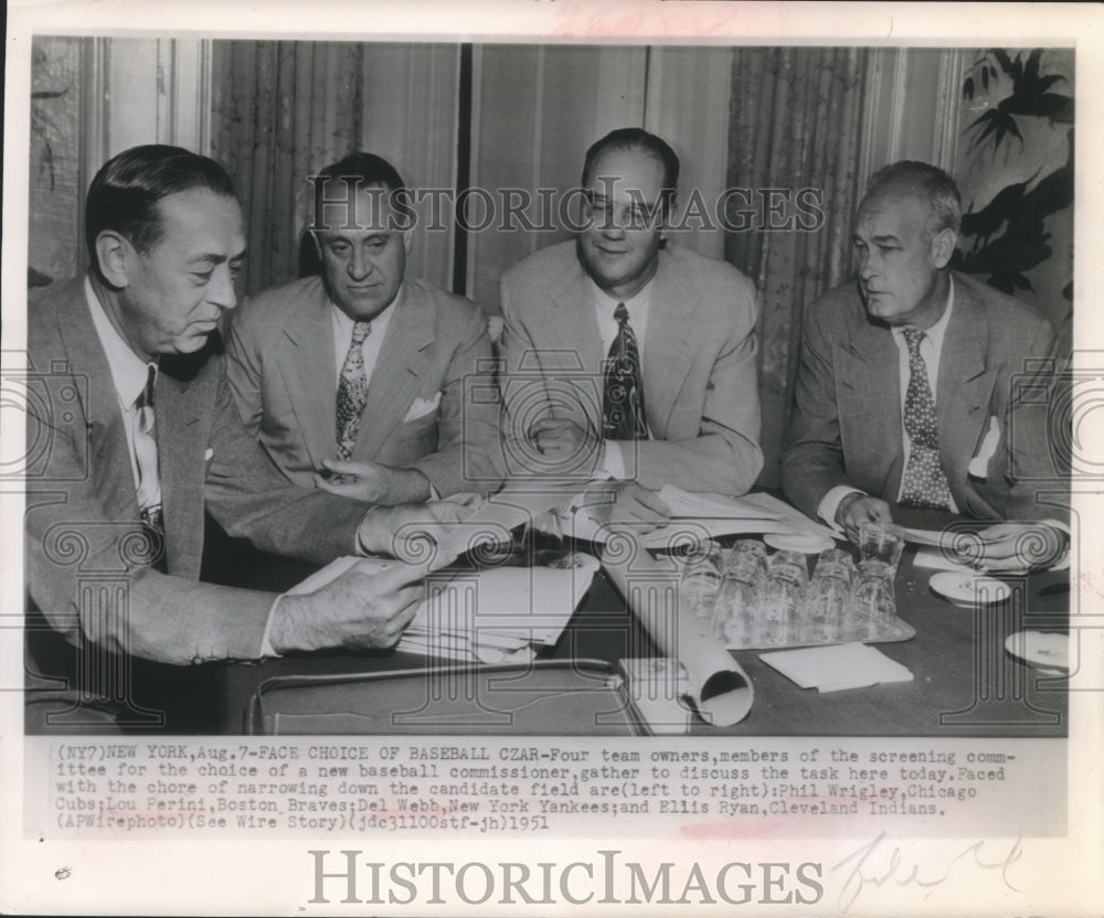 1951 Press Photo Screening Committee looking for a new baseball commissioner