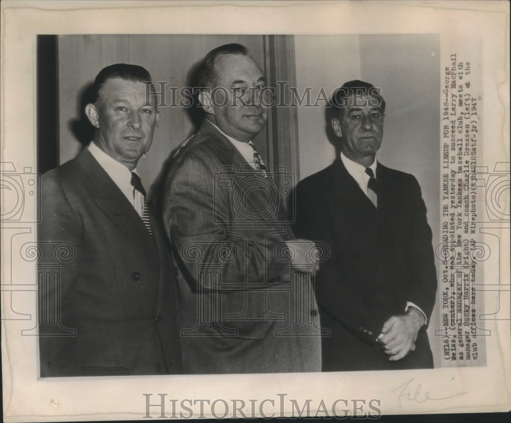 1947 Press Photo George Weiss, Bucky Harris and Coach Charlie Dressen of Yankees