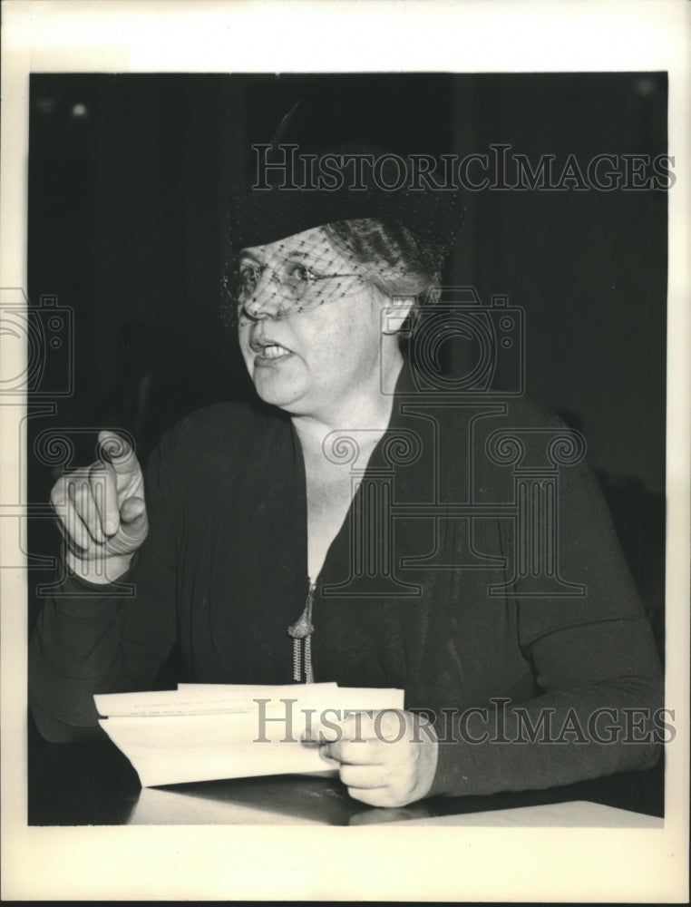 1938 Press Photo Mrs Charles Lundquist Testifies Before Un-American Activities- Historic Images