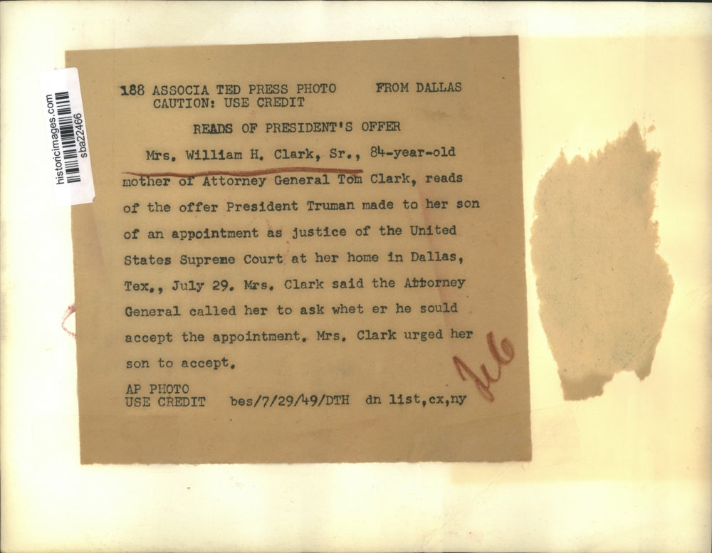 1949 Press Photo Mrs. William H. Clark, Sr. reads President's offer to her son