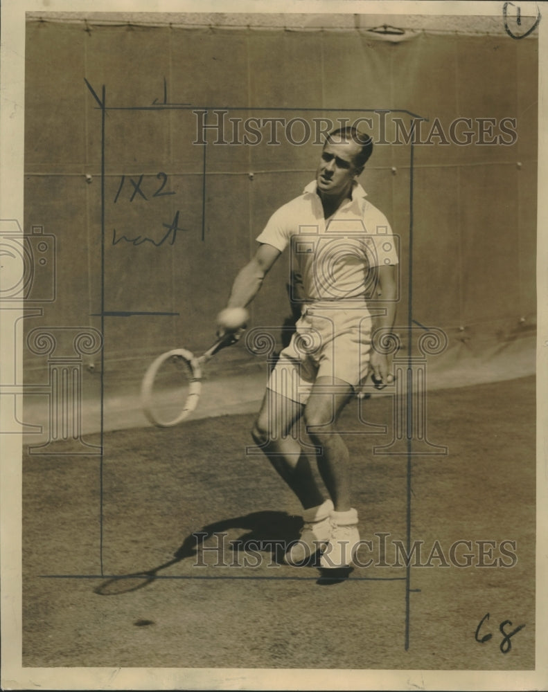 1928 Press Photo Adrian Quist warms up for match vs Frank Breida at Nationals- Historic Images