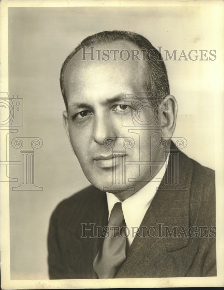 1935 Press Photo Gabriel Heatter named as World reporter in news commentary