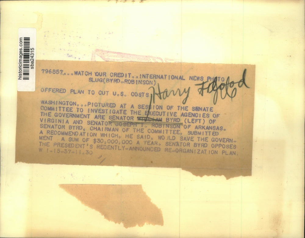 1937 Press Photo Senator Byrd And Senator Joseph Robinson With A Cost Cut Plan