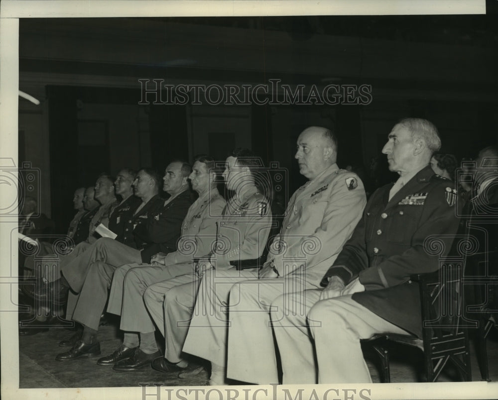 1946 Press Photo Gen Dwight Eisenhoower &14 others get Dr of Law degrees