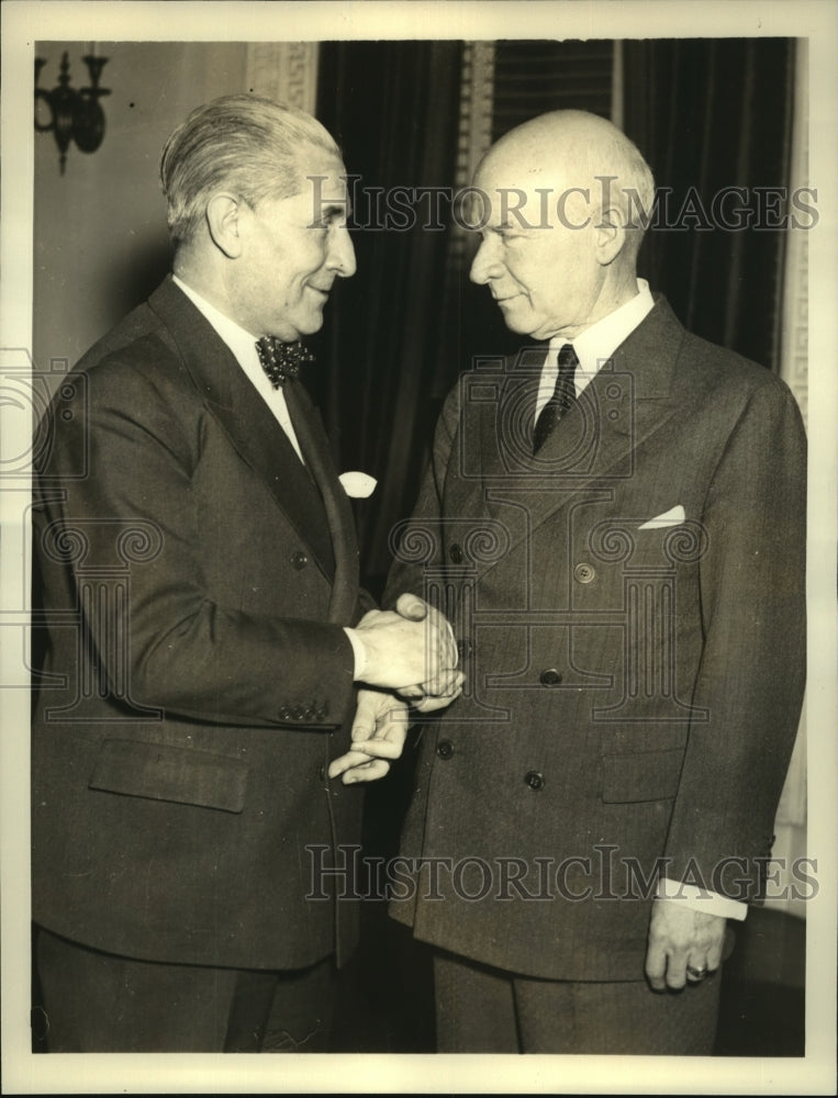 1939 Press Photo Juan De Cardenas of the Franco Government and George Summerlin- Historic Images