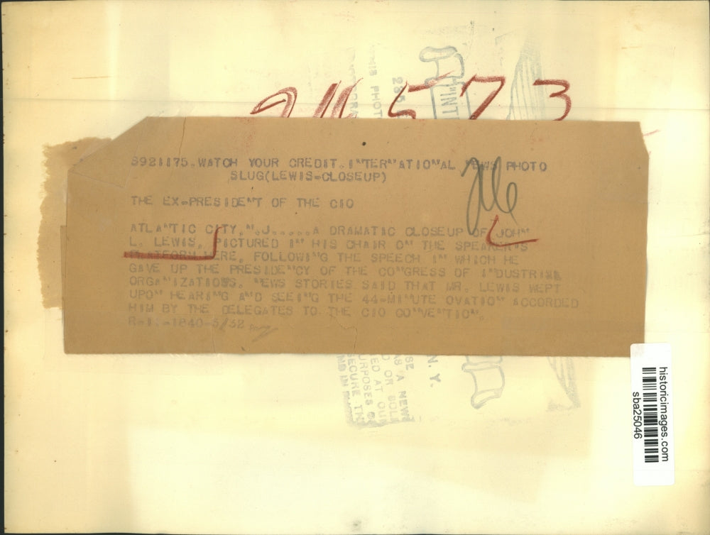 1940 Press Photo John L. Lewis, Union Workers head speaks resigns his post