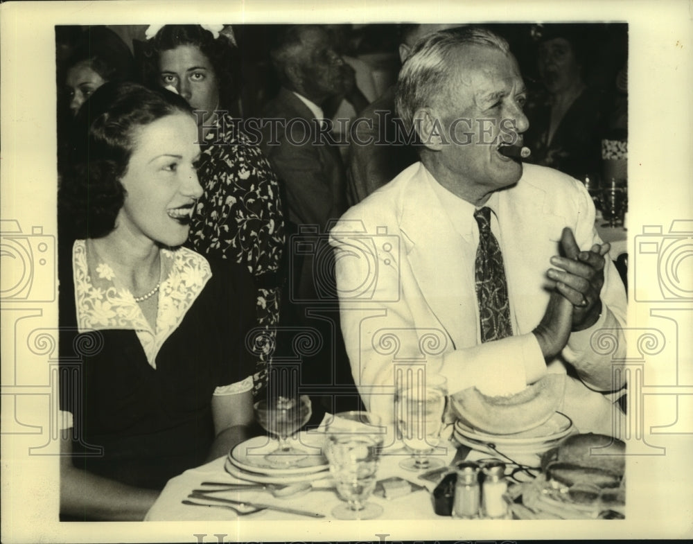 1937 Press Photo Actor Richard Bennnett with Dorothy Young at N.Y Night Club