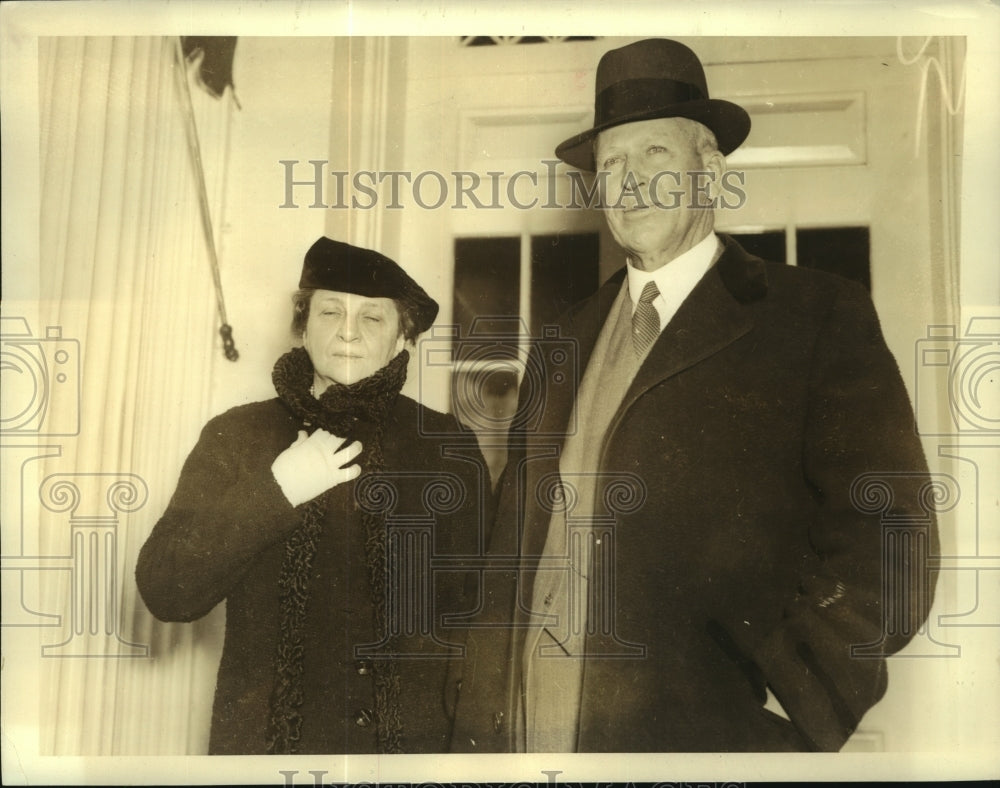 1938 Press Photo Frances Perkins Introduces Assistant Secretary to President