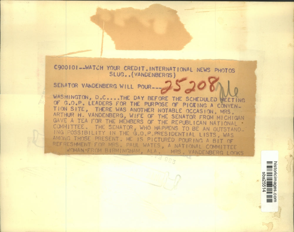 Press Photo Sen. Arthur Vandenberg with his wife pouring tea for Mrs Paul Wates