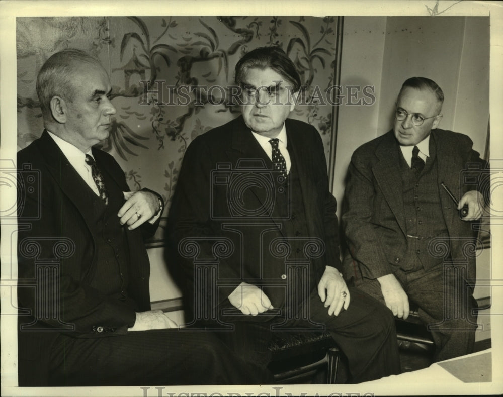 1940 Press Photo United Mine Workers Union heads at the Committee Meeting