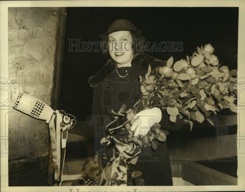 1935 Press Photo Carlile Patterson Porter christens new Destroyer Porter- Historic Images