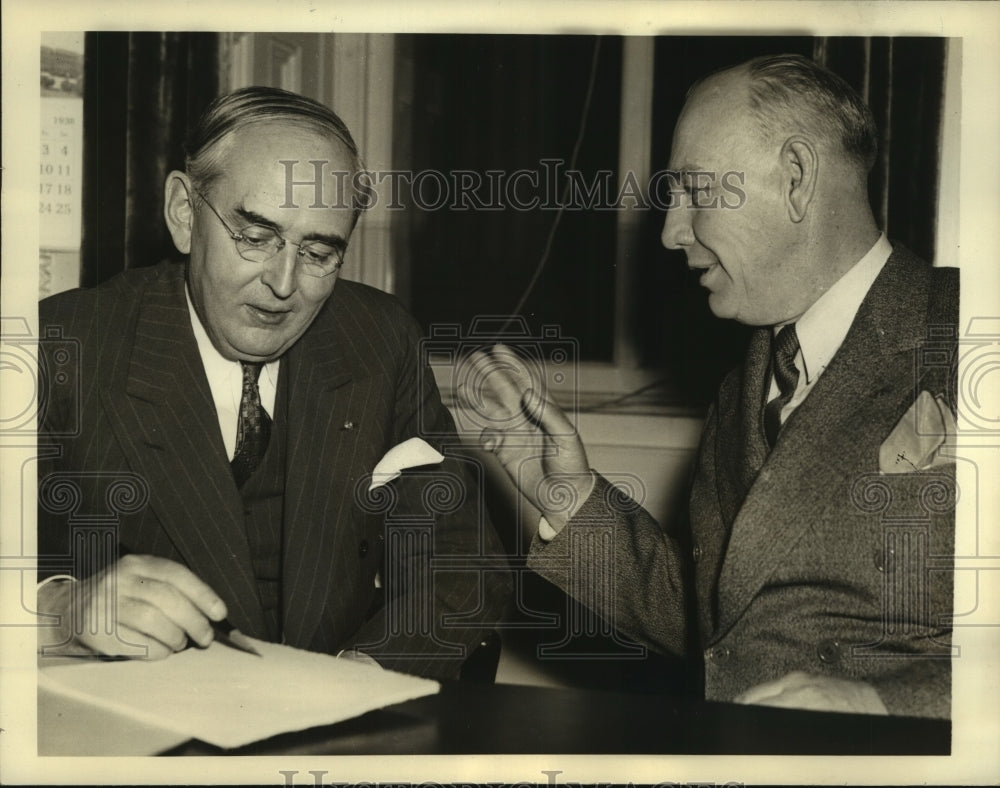 1938 Press Photo Senators Arthur Vandenberg of Michigan, Ernest Lundeen of MN- Historic Images